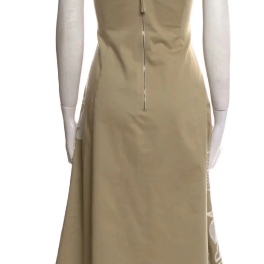 Carolina Herrera Floral Print Midi Dress with Embroidered Detail - Worn Once!! - Picture 2 of 7
